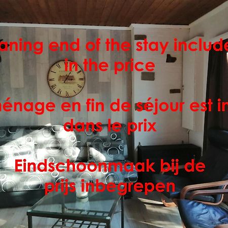 Au Repos De Zoe Villa Waulsort Bagian luar foto