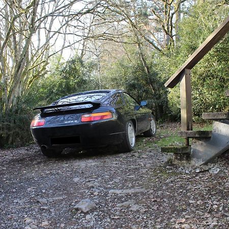 Au Repos De Zoe Villa Waulsort Bagian luar foto