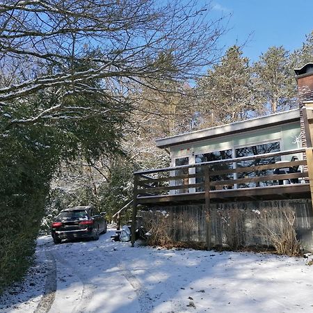 Au Repos De Zoe Villa Waulsort Bagian luar foto