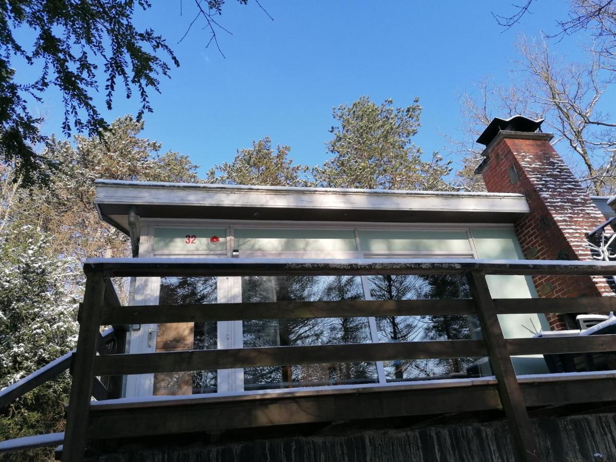 Au Repos De Zoe Villa Waulsort Bagian luar foto